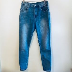 BDG // high waisted jeans